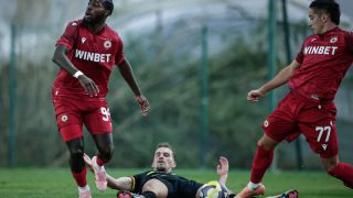 Янев опитва да направи играчите по-бързи