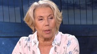 Олимпийската вицешампионка Николина Щерева празнува