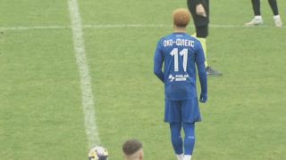Око-Флекс герой при победа на Левски, туркиня ядоса Веласкес