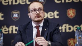 Шеф в БФС съобщи за проблем с вечното дерби и изборите