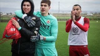 Янев избра титулярите за последната контрола