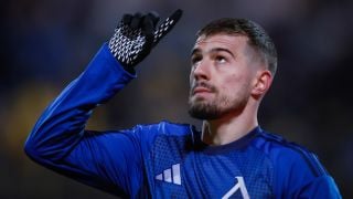 Официално: Левски продаде Марин Петков