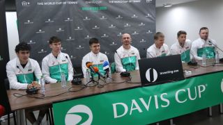 Димов обясни защо играем с Белгия на клей в зала