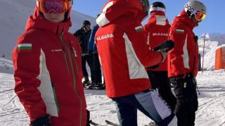 Сноубордистите ни тренираха на слънце и студ, Лечева вече в Милано