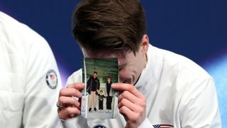 Американец спечели сърцата с жест на Олимпиадата