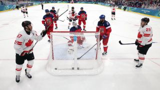 Звездите на НХЛ се завърнаха, Канада отвя Чехия на Олимпиадата