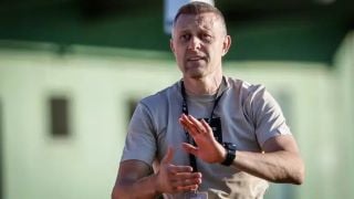 Миньор представи нов часове преди рестарта на първенството