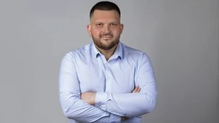 Местен предприемач пое управлението на клуб от Втора лига
