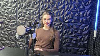 Деница Минкова пред БЛИЦ Live: Започнах с футбол, много е хубаво да виждаш как хората ти се радват
