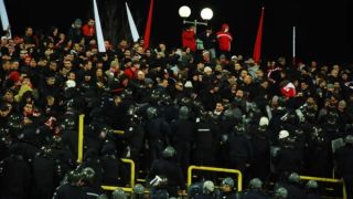 Стотици се разминават със смърт на Левски – ЦСКА, цял свят говори за пъкъла