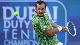 Медведев с титлата в Дубай без финал