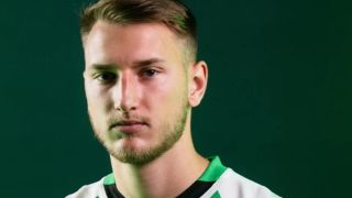 Играл за България с жълт картон и успех в Словения