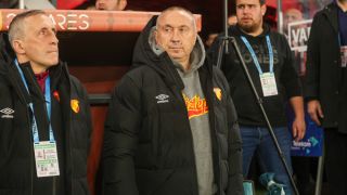 Отложиха мач на Мъри Стоилов заради Ливърпул