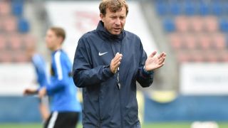 Треньор изгоря за пет години, снимал футболистки под душовете