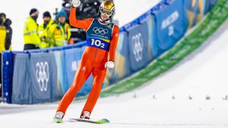 Швейцарец с първа победа за Световната купа по ски скокове