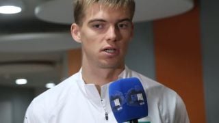 Наш национал продължава след обрат