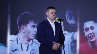 Александър Димитров обясни за ползите от азиатското турне
