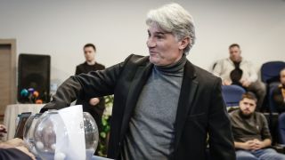 Ивайло Петков става на 50