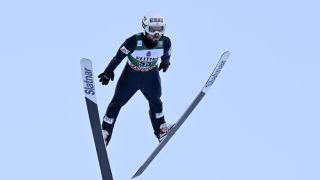 Зографски далеч от истината в Словения