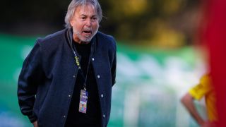 Голям скандал: Веласкес скочи на Ясен, едва не се стигна до бой