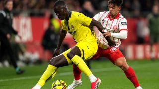 Автогол потопи "жълтата подводница"