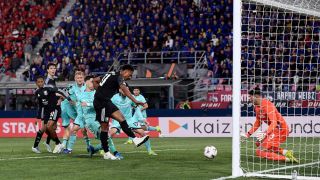 Астън Вила и Фрайбург взеха комфортен аванс в 1/4-финалите на ЛЕ