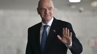 Шефът на ФИФА със съболезнования след убийството на млад футболист