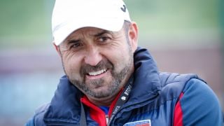 Доцент изненада Капело от Радомир с подарък за ЧРД