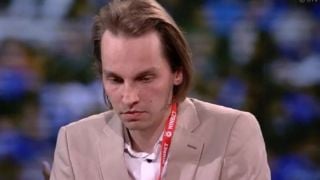 Битият Калоян Кюркчиев изчезна от bTV