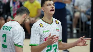 Алекс Николов заби последната точка и изведе Чивитанова до финал