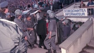 Цял свят говори за войната ВИС-2 срещу СИК заради ей тоя свиреп скандал!