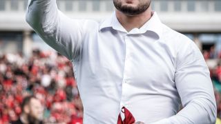 Карлос Насар става на 22