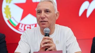 Стоичков изригна мощно от другия край на света
