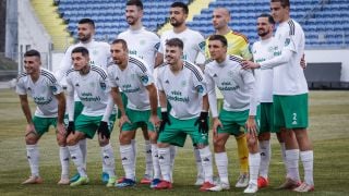 Тим от Втора лига се раздели с шестима