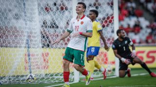 Националът Никола Илиев става на 22, Вутов също празнува