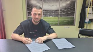 Наш национал подписа с Арда и потвърди БЛИЦ