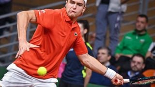Александър Василев си тръгна рано от Католика