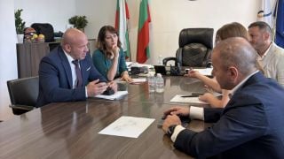 Спортното министерство и ЦСКА се разбраха за "Армията"