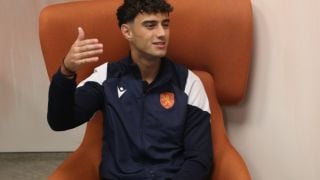 Плащат 100 000 евро за наш национал