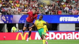Чехия и ЮАР със самоубийствено реми на Световното