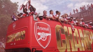 Арсенал започва защитата на титлата срещу новак