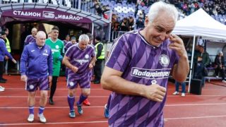 Бончо Генчев става на 62 години