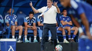 Хулио Веласкес: Това е начинът - да говоря с всички