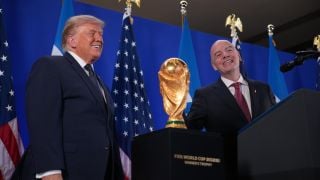 Тръмп настоя за ново световно пред Христо Стоичков и Георги Иванов