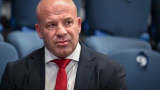 Министър Керязов показа кой подкрепя в голямия финал на Мондиал 2026