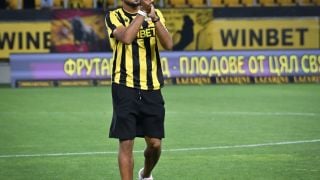 "Канарчетата" представиха двама нови чужденци