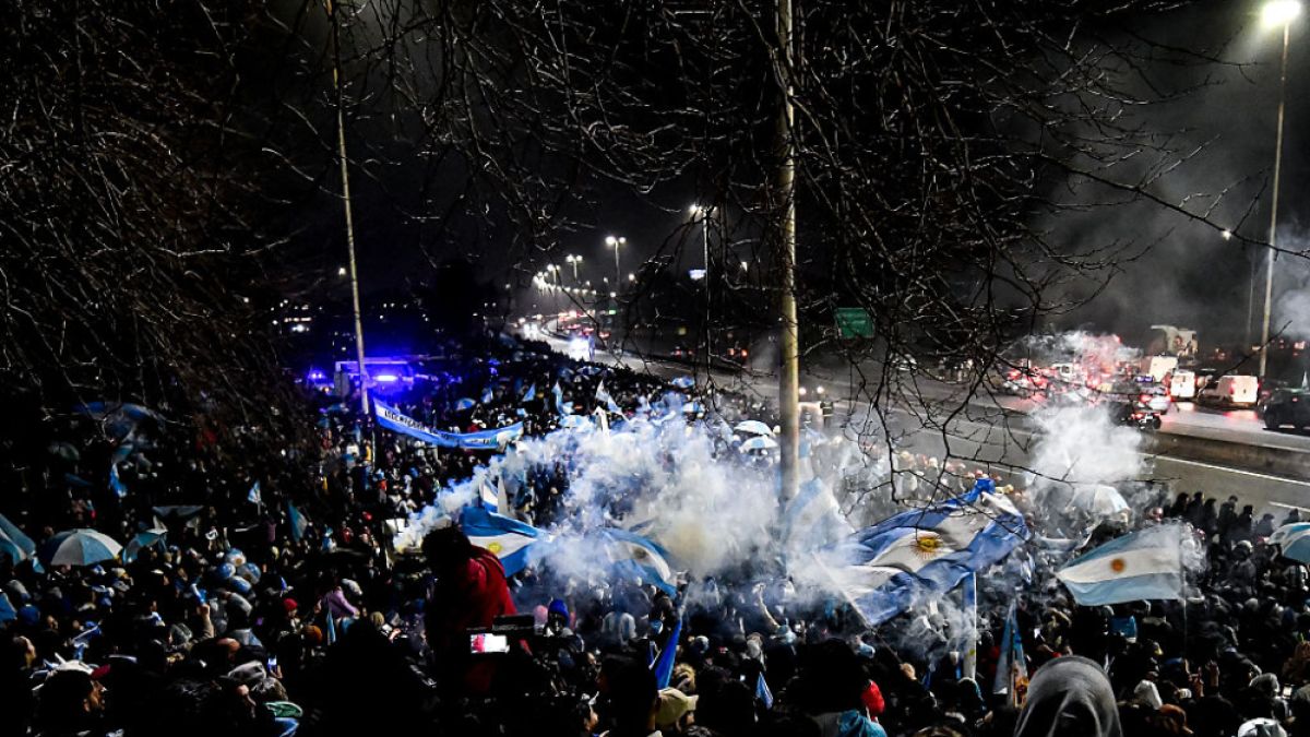 Испански пилот излъга самолет, пълен с аржентинци, че са световни шампиони