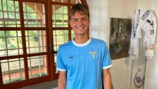 Още един наш талант подписа с Лацио