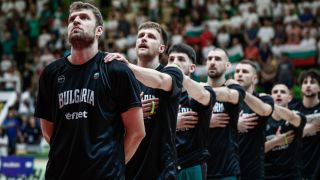Везенков и Коди Милър-Макинтайър на линия за България