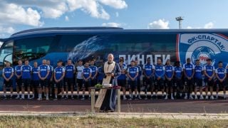 Спартак (Варна) освети новия си автобус преди дербито с Черно море